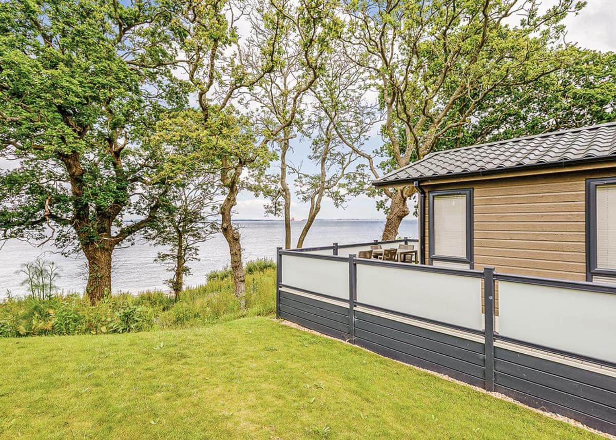 فندق Woodside Coastal Retreat Fishbourne  المظهر الخارجي الصورة