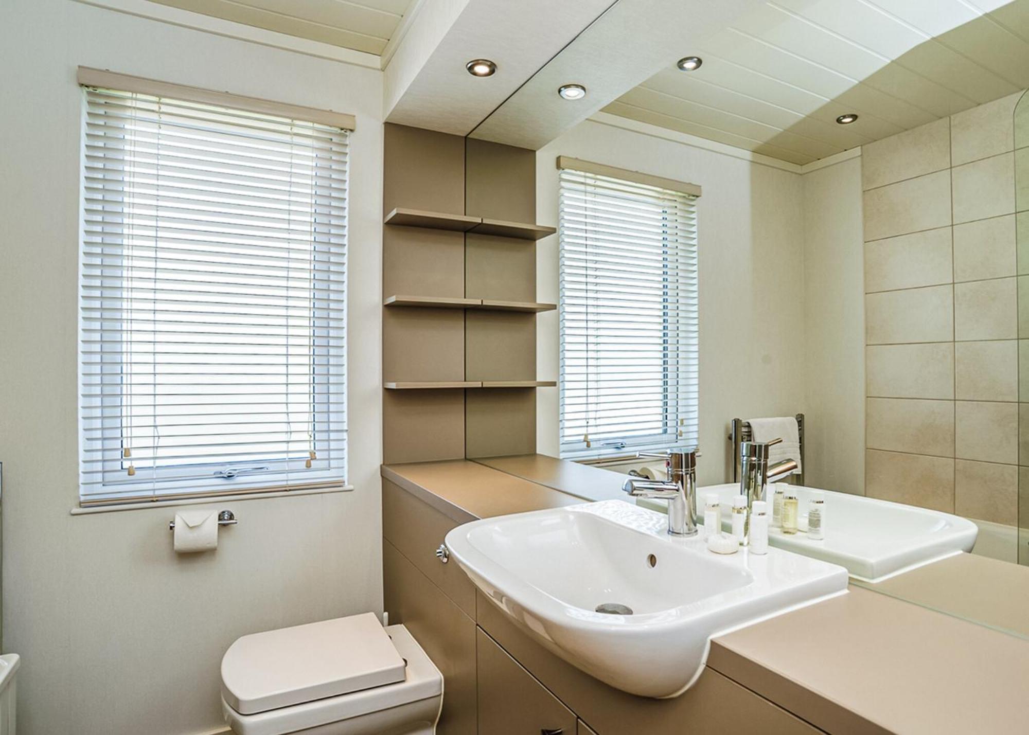 فندق Woodside Coastal Retreat Fishbourne  الغرفة الصورة