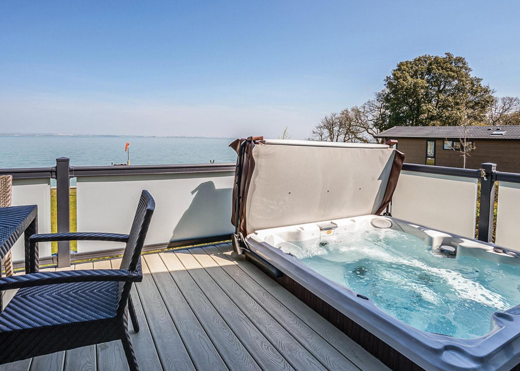 فندق Woodside Coastal Retreat Fishbourne  الغرفة الصورة